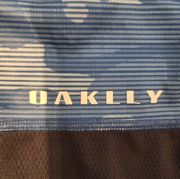 Mens Oakley Workout Shirt - Picture 7 of 7